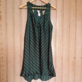 Vestido Forever 21 listra verde e preto