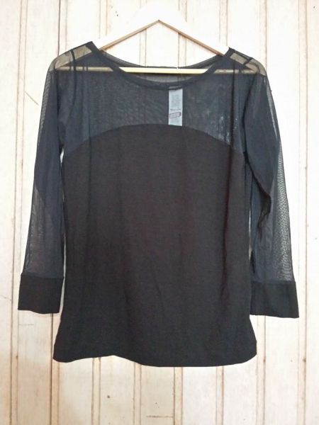 Blusa manga tule